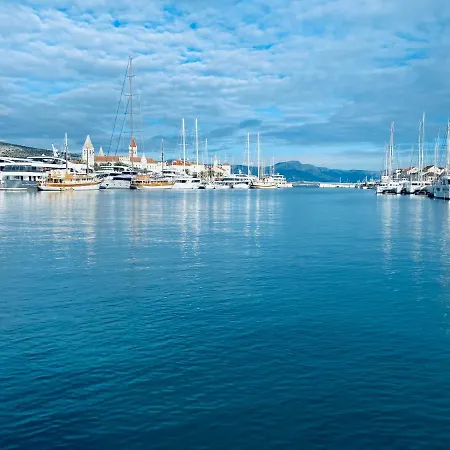 Appartamento Pearl Of Croatia 4 Sterne Traù
