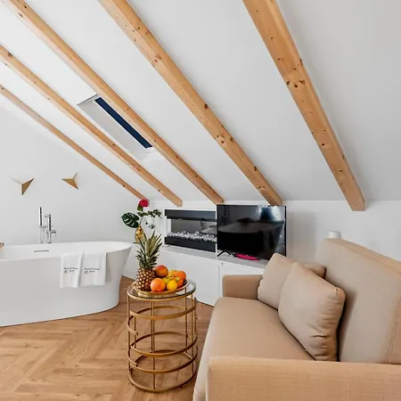 Pearl Of Croatia 4 Sterne Apartment Trogir