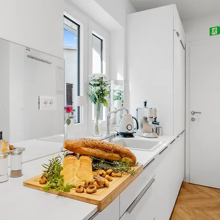 Pearl Of Croatia 4 Sterne Apartment Trogir