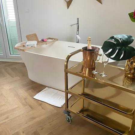 Pearl Of Croatia 4 Sterne Apartment *